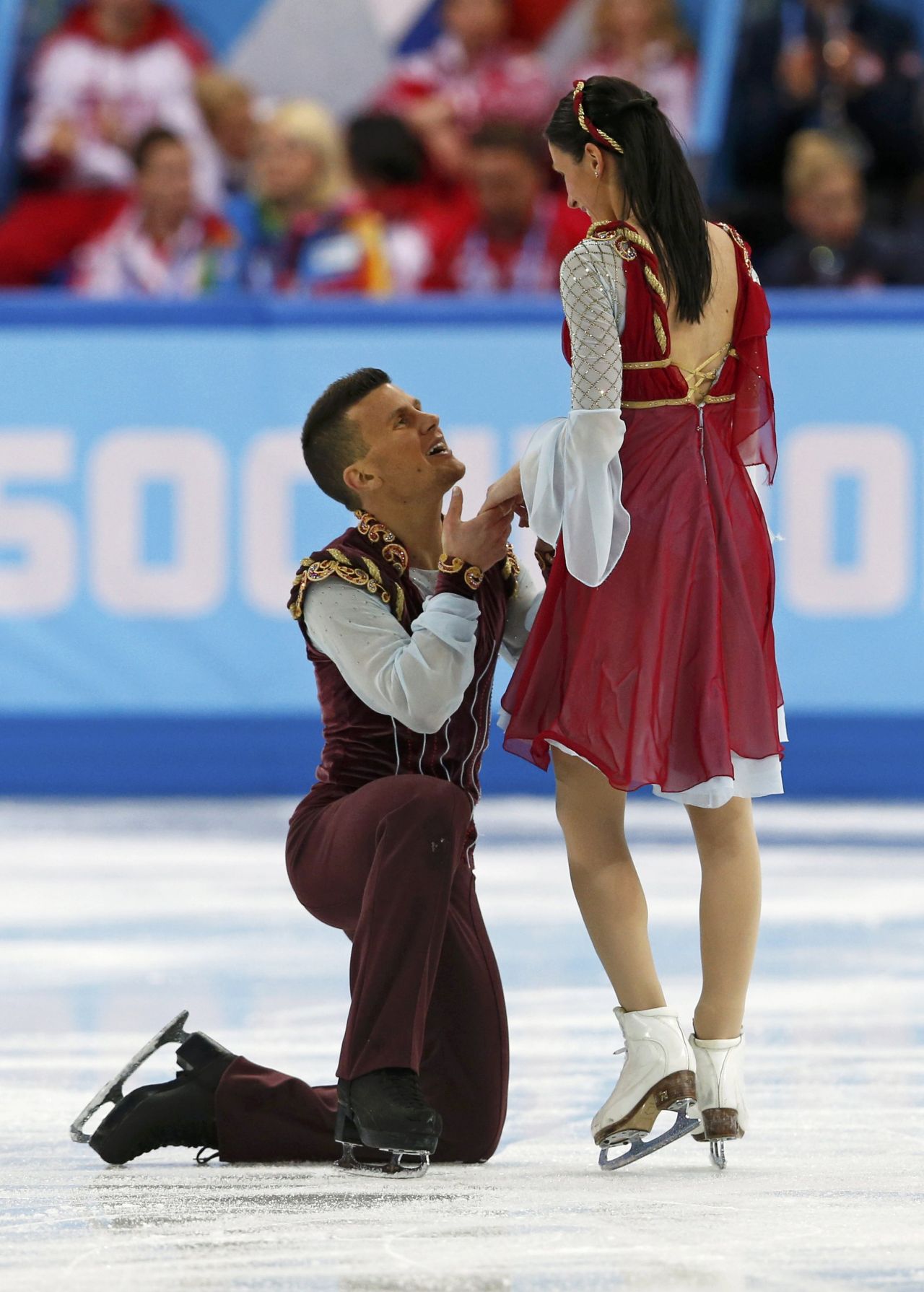 Шарлен гиньяр. Charlene Guignard Marco Fabbri Olympics 2014. Guignard. Шарлин и Марко пикантные фото.