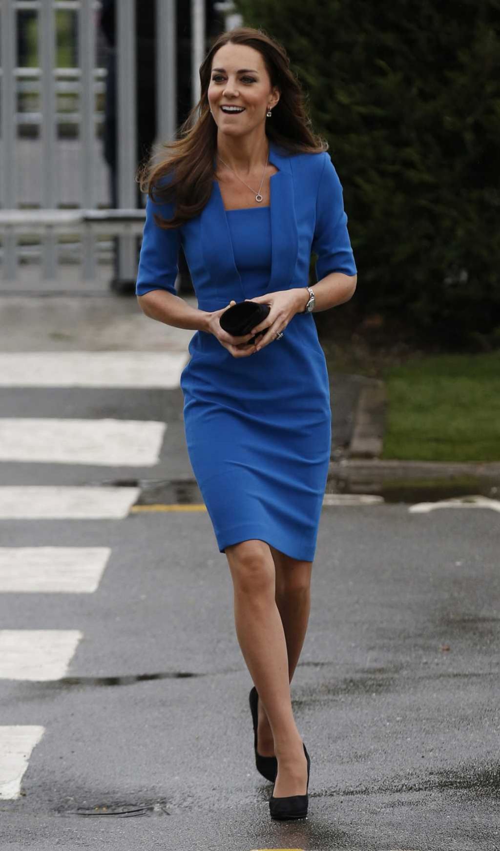Kate Middleton Duchess of Cambridge - ICAP Art Room Opening in Ealing ...