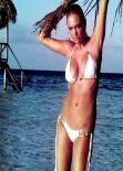 Kate Upton Hot in Bikini - Beach Bunny on Cover for Sports Illustrated Swimsuit 2014 