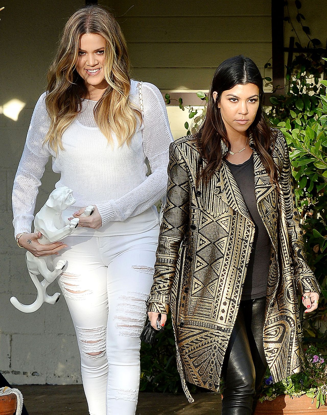 Khloe Kardashian and Kourtney Kardashian - Woodland Hills, January 2014