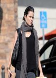 Neve Campbell Street Style - Shopping in Los Angeles, February 2014