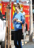 Olivia Wilde - Laving a Gym - Los Angeles, February 2014
