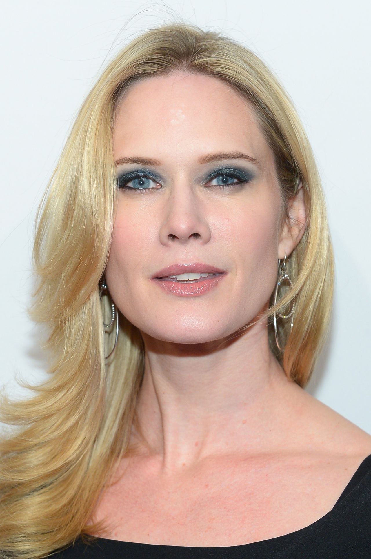 Stephanie March - ‘The Americans’ Season 2 New York Premiere • CelebMafia