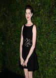 Anne Hathaway in Chanel Mini Dress – Chanel And Charles Finch Pre-Oscar 2014 Dinner