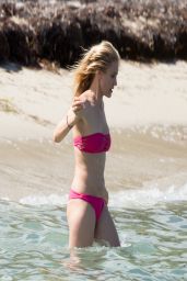 Cameron Diaz in a Bikini in the Caribbean - March 2014