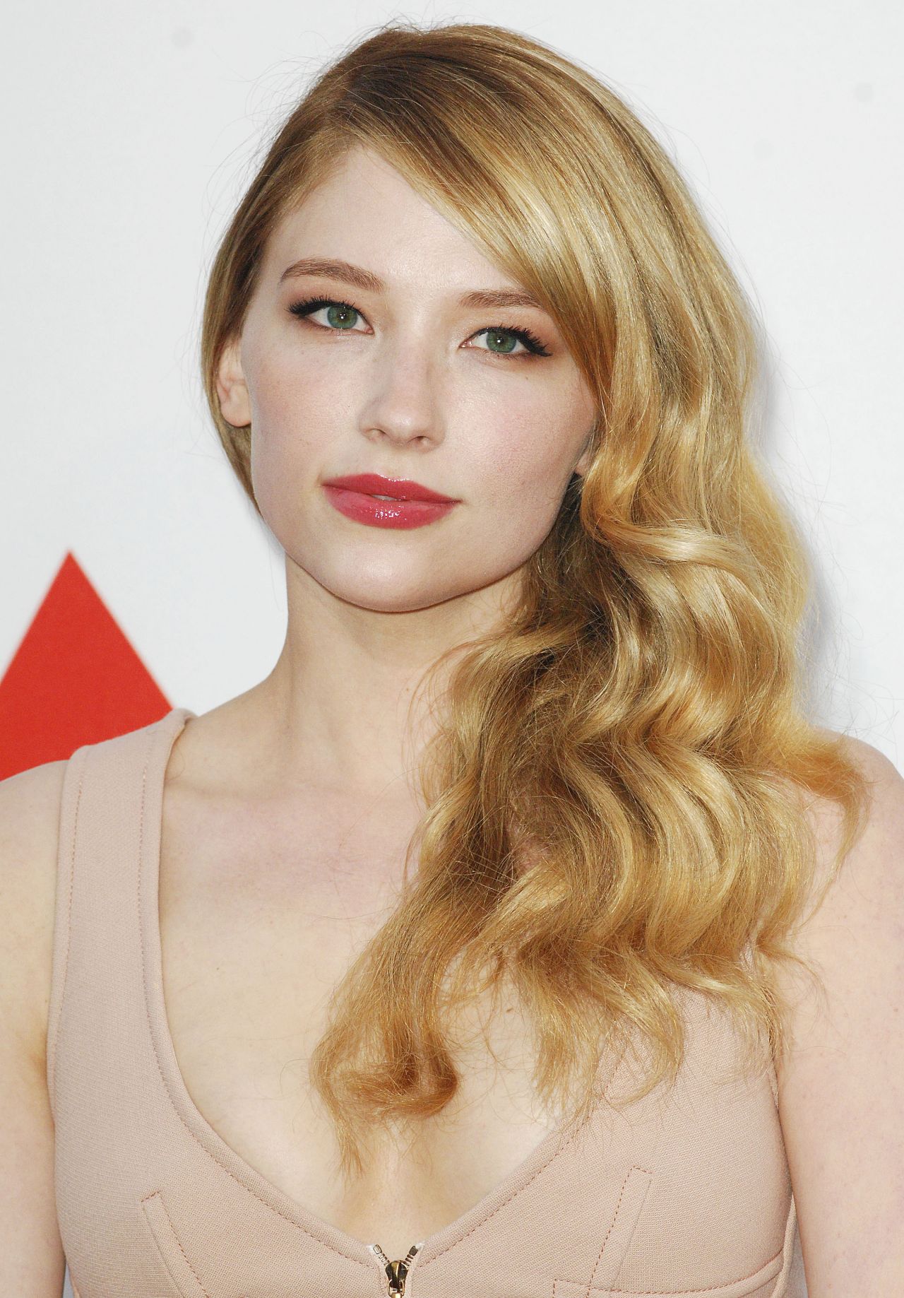 Haley Bennett 2005