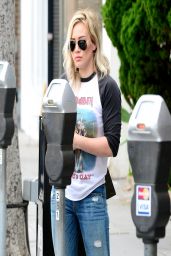 Hilary Duff Street Style - Out in Beverly Hills - March 2014