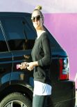 Kaley Cuoco Casual Style - Out for Lunch With Friends - March 2014