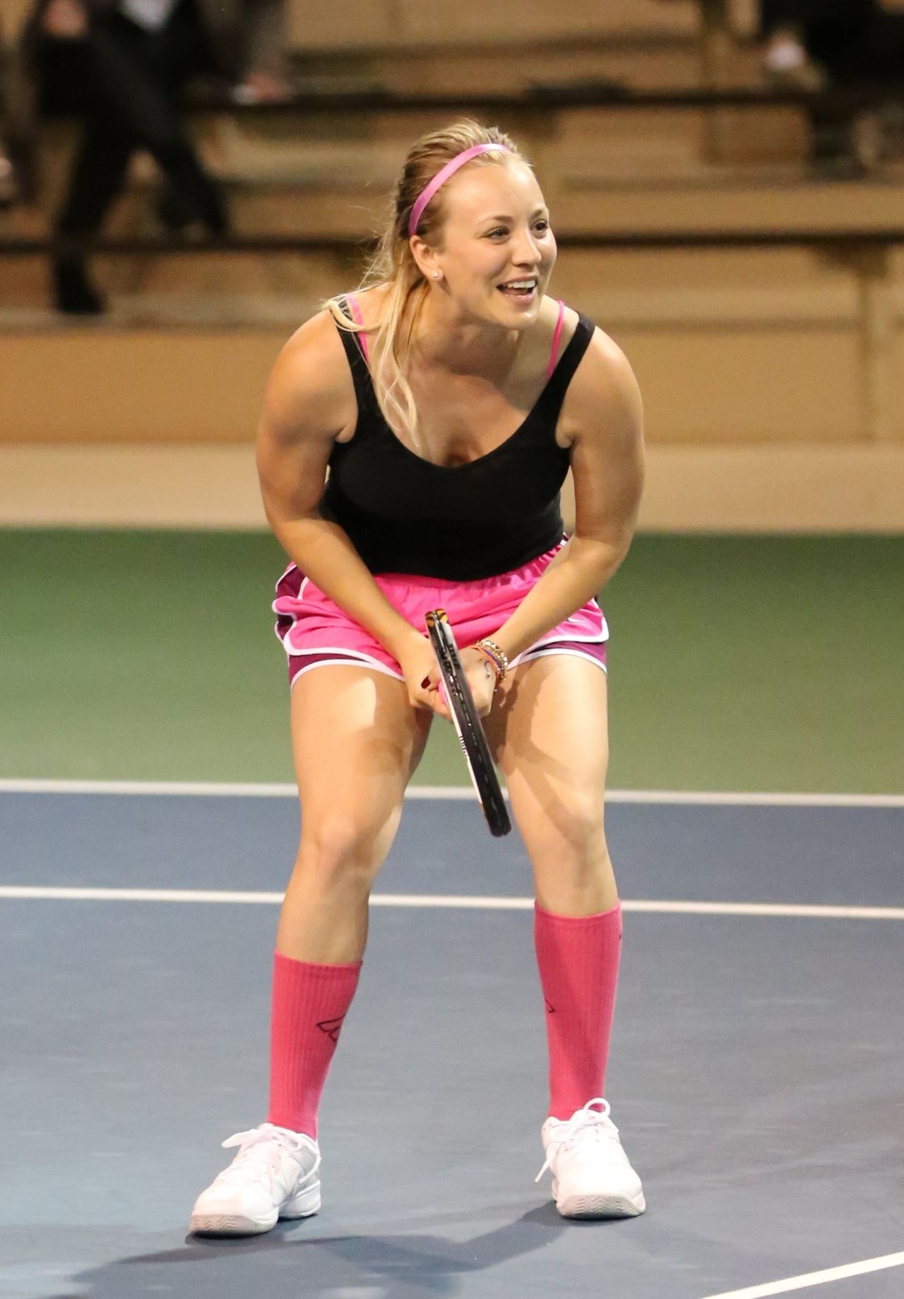 kaley-cuoco-tennis-match-for-charity-in-calabasa-march-2014_20.