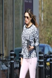 Kelly Brook Street Style - Shopping in North London - March 2014