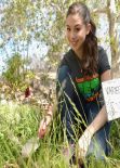 Kira Kosarin - 2014 Nickelodeon Get Dirty Earth Day - LA Zoo
