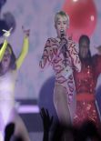 Miley Cyrus Performs at Bangerz Tour in Milwaukee, March 2014