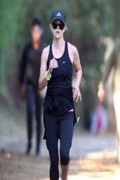 Reese Witherspoon Jogging - Brentwood, March 2014