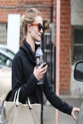Rosie Huntington-Whiteley Gym Style - Out in West Hollywood - March 2014