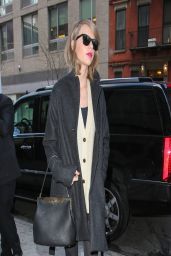 Taylor Swift Casual Style - Out in New York City - March 2014