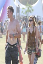 Bella Thorne - Coachella Music & Arts Festival 2014 - Weekend 2
