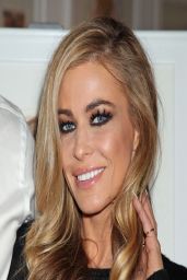 Carmen Electra in Jeans - at an Art Gallery in West Hollywood - April 2014