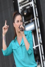 Cassadee Pope - Performs at Country Thunder USA in Florence, Arizona - April 2014