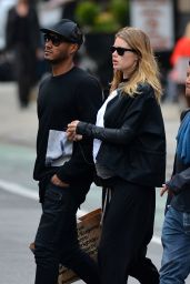 Doutzen Kroes Street Style - Out in Soho in New York City - April 2014