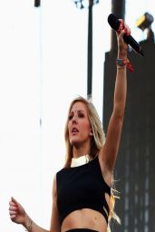 Ellie Goulding Performing at Coachella 2014