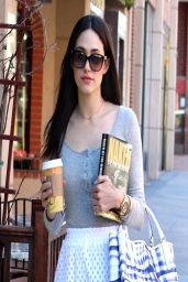 Emmy Rossum Casual Style - Holding a Book 