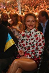 Hayden Panettiere at a Boxing Match in Oberhausen - April 2014