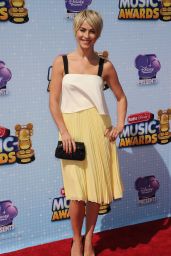 Julianne Hough – 2014 Radio Disney Music Awards in Los Angeles