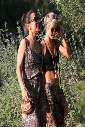 Julianne Hough at Coachella With a Friend in Los Angeles - April 2014