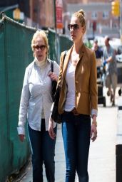 Katherine Heigl in Jeans - Out in NYC - April 2014