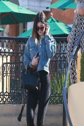 Kylie Jenner Booty in Jeans - Calabasas, April 2014