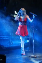 Kylie Minogue Performs at Trak Lounge in Melbourne (Australia)