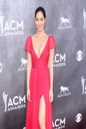 Olivia Munn Wearing Reem Acra Dress - 2014 Academy Of Country Music Awards