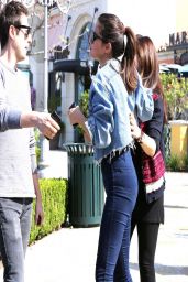 Selena Gomez Casual Style - at Starbucks in Studio City - April 2014