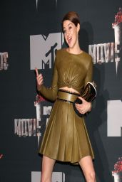 Shailene Woodley in Balmain Dress - 2014 MTV Movie Awards in Los Angeles
