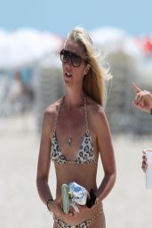 Tamara Beckwith in a Bikini - Beach in Miami - April 2014