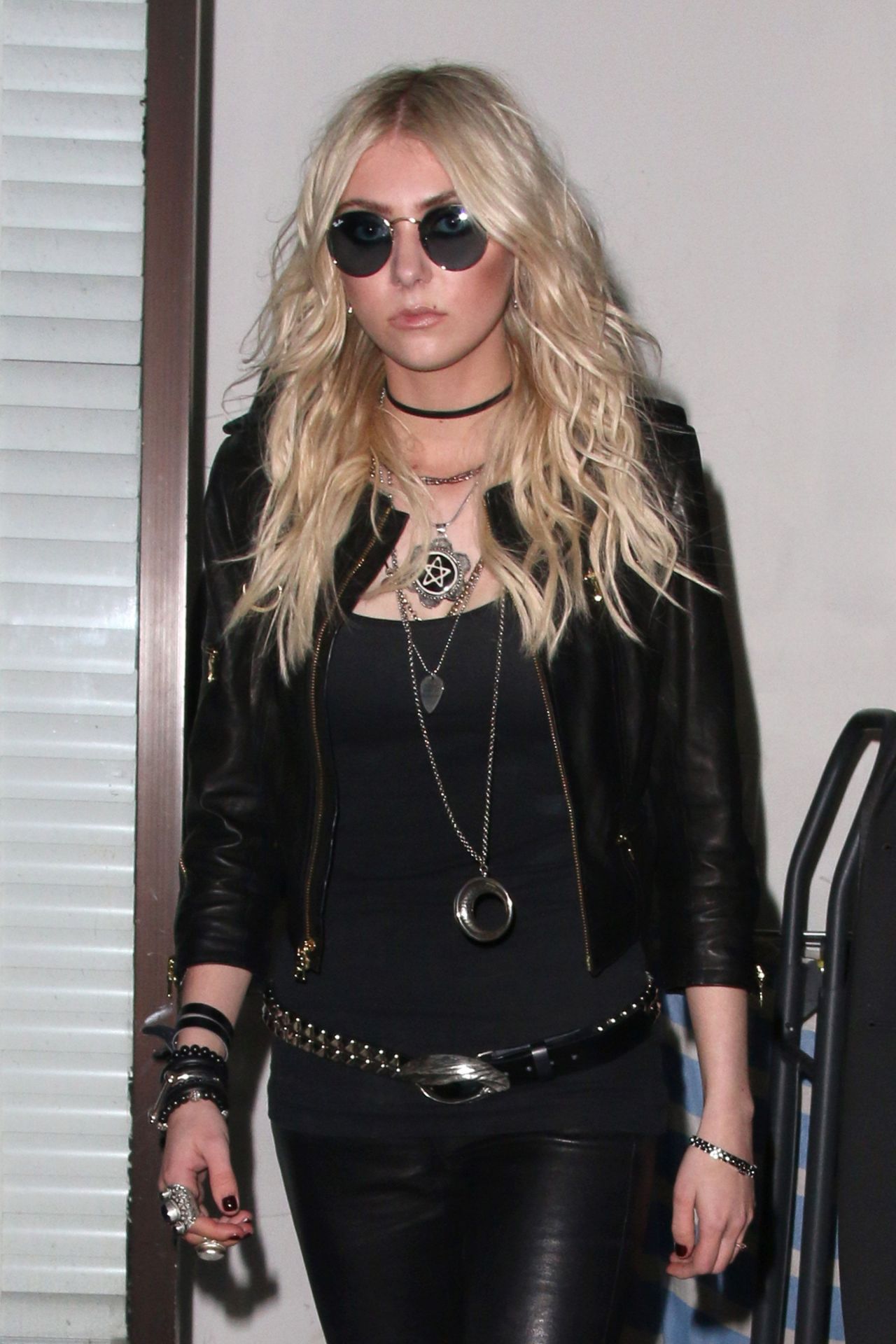 Taylor Momsen Night Out Style - Leaving Warwick Nightclub in Hollywood