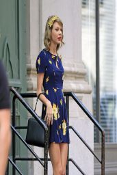 Taylor Swift in New York City - Leaving Her Apartment - April 2014