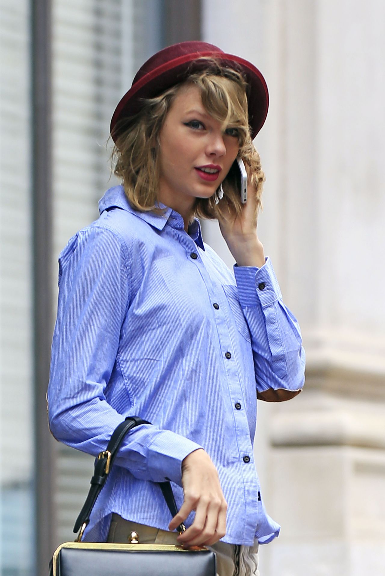 Taylor Swift - Leaving Her apartment in Tribeca - New York City, April ...