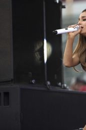 Ariana Grande - 102.7 KIIS FM