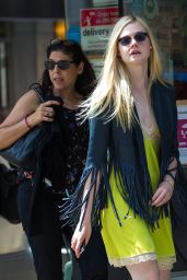 Elle Fanning - Out in SoHo District of New York With Mum and Dad - May 2014