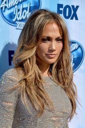 Jennifer Lopez Wearing Kaufmanfranco Dress - 