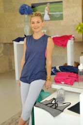 Kate Hudson – Celebrates the Fabletics Spring 2014 Collection in Los Angeles