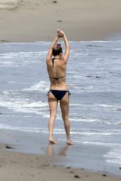 Kate Hudson in a Bikini at a beach in Malibu - May 2014