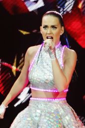 Katy Perry Performs at Prismatic Tour - O2 Arena in London - May 2014