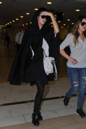 Khloe Kardashian, Kylie Jenner & Kendall Jenner - Departing On A Flight At Aeroporto di Firenze in Florence - May 2014