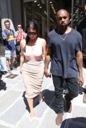 Kim Kardashian - Shopping in Paris - May 2014