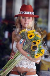 Kimberley Garner Street Style - at Whole Foods in West Hollywood - May 2014