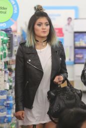 Kylie Jenner Street Style - Shopping in a Drug Store - May 2014