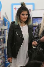Kylie Jenner Street Style - Shopping in a Drug Store - May 2014
