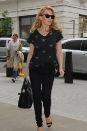 Kylie Minogue Casual Style - BBC Studios in London - May 2014